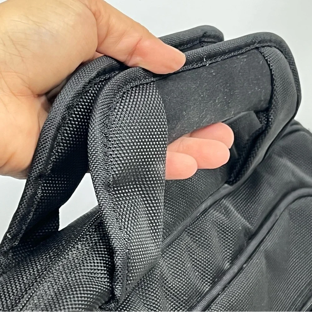 Dell Multi Purpose Compartments Work Laptop Messenger Travel Computer Bag padded